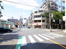 車でお越しの方　駐車場までの道のり